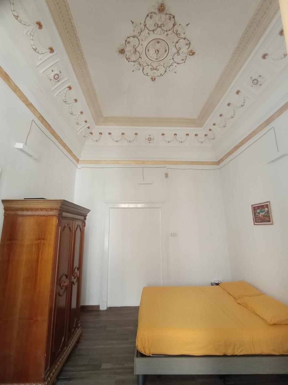 Art In Center Panzió Catania-Fontanarossai nemzetközi repülőtér Kültér fotó
