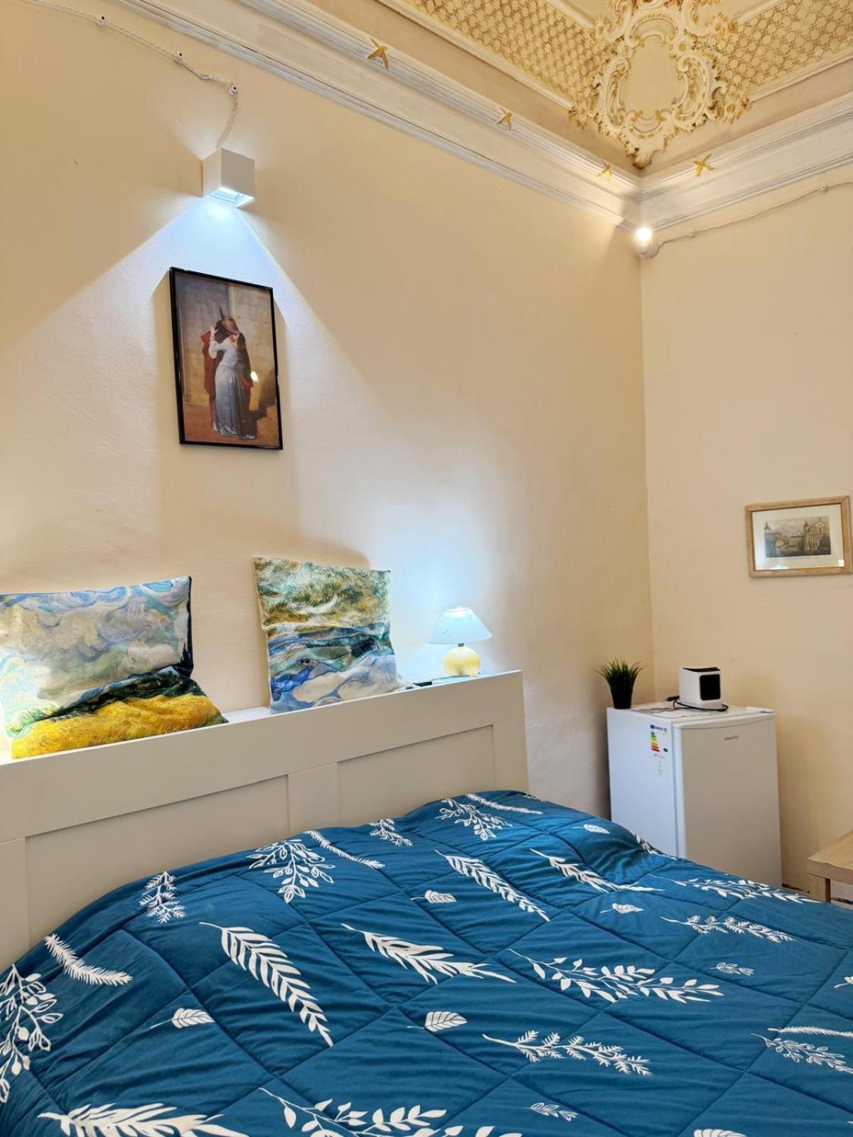 Art In Center Panzió Catania-Fontanarossai nemzetközi repülőtér Kültér fotó